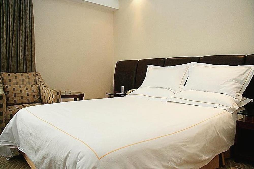 Vienna International Hotel Shanghai Hengshan Road Esterno foto