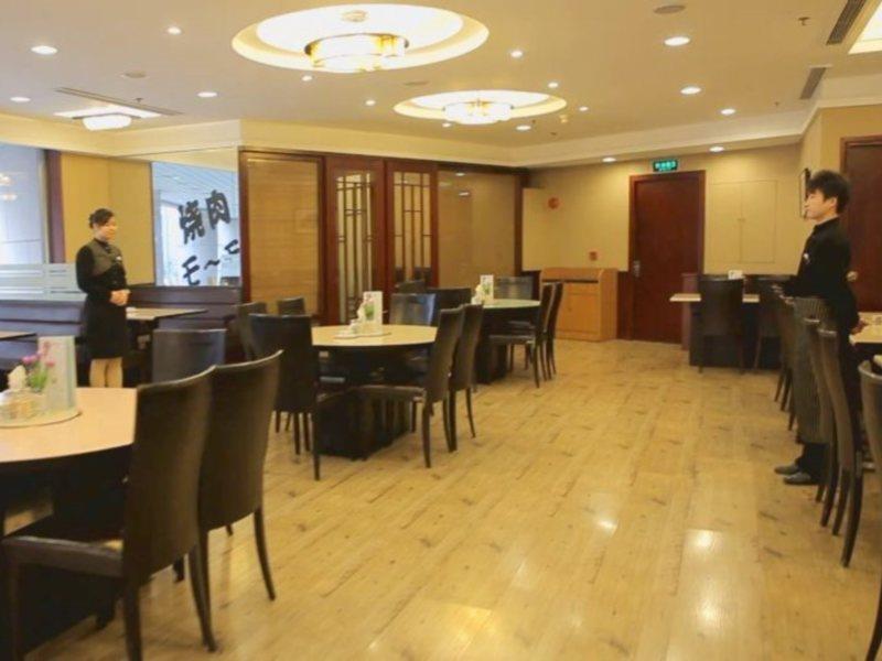 Vienna International Hotel Shanghai Hengshan Road Esterno foto