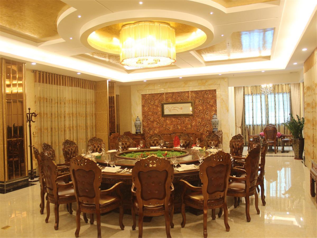 Vienna International Hotel Shanghai Hengshan Road Esterno foto