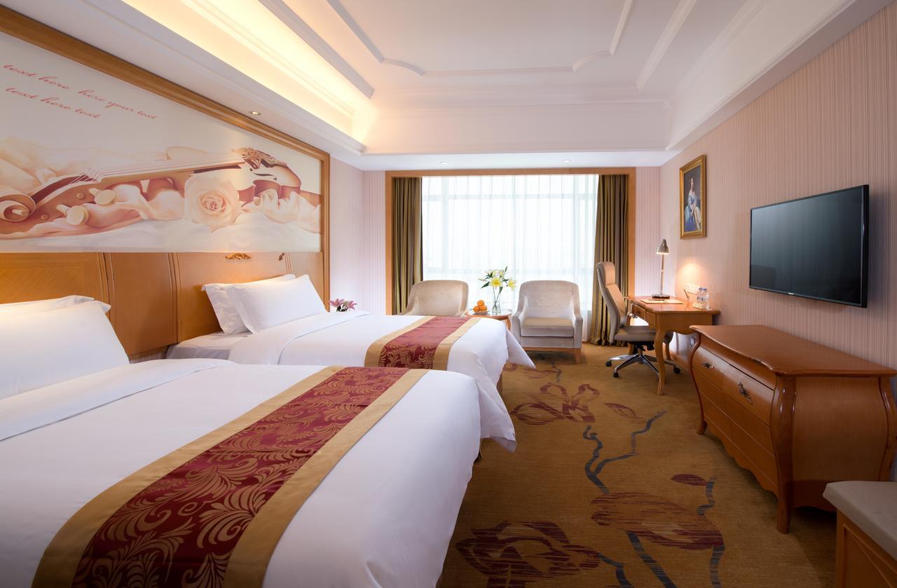 Vienna International Hotel Shanghai Hengshan Road Esterno foto