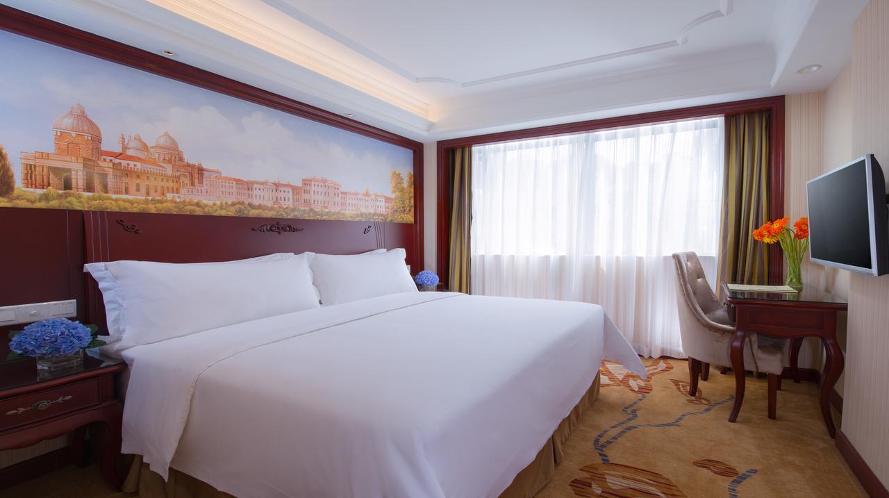 Vienna International Hotel Shanghai Hengshan Road Esterno foto